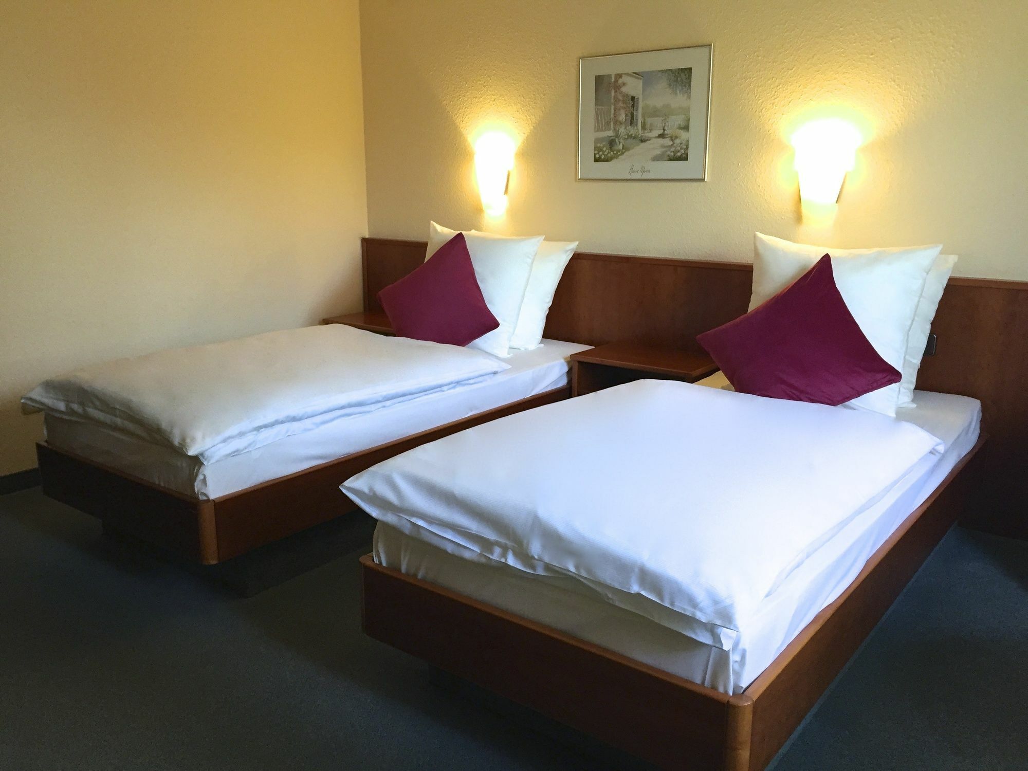 Hotel Ramor Garni Duisburg Luaran gambar